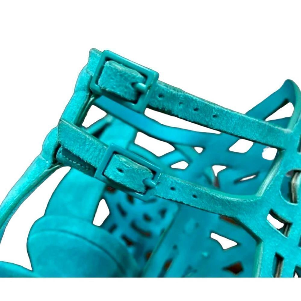 Brian Atwood Turquoise Laser-Cut Suede Stiletto Heels – Pure Elegance & Luxury - Picture 6 of 17